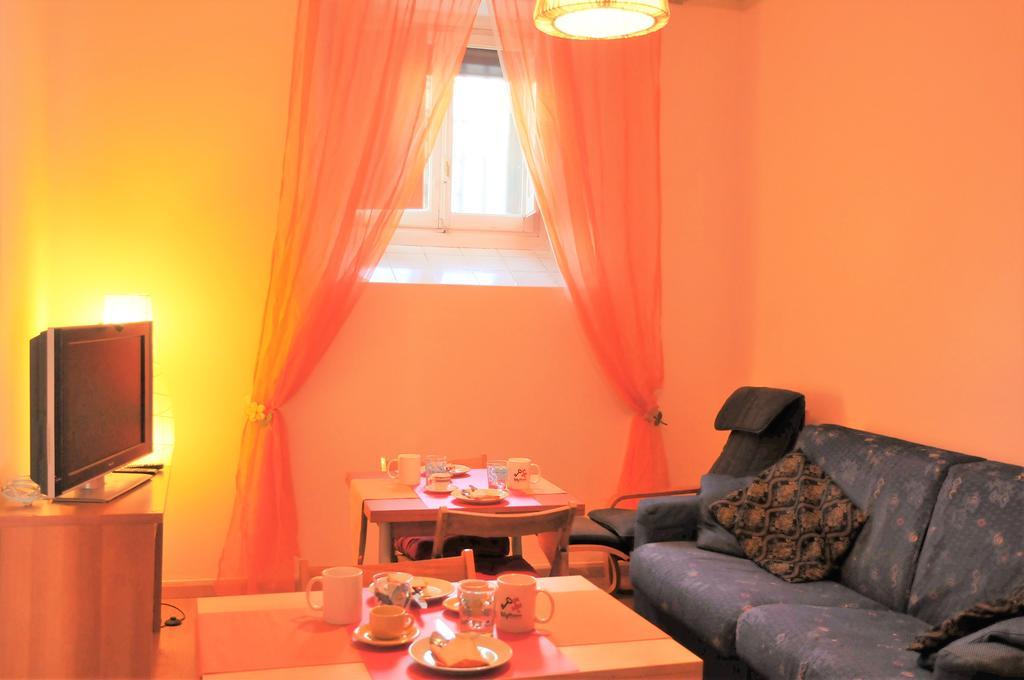 Myroom Statuto Florencia